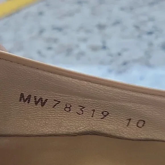 🔥🔥Special Free Offer!!🔥🔥 Stuart Weitzman peeptoe pumps - Picture 11 of 15